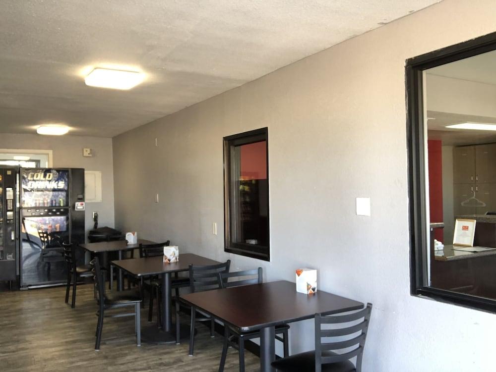 Econo Lodge West Memphis Exterior photo